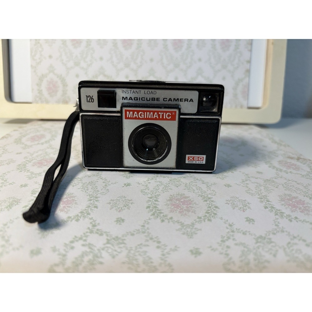 Vintage Magimatic X50 Magicube Camera 126 Film | Made in USA | Untested